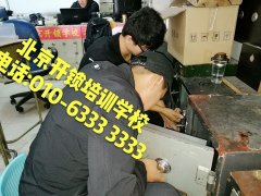 逼视频网址免费入口"